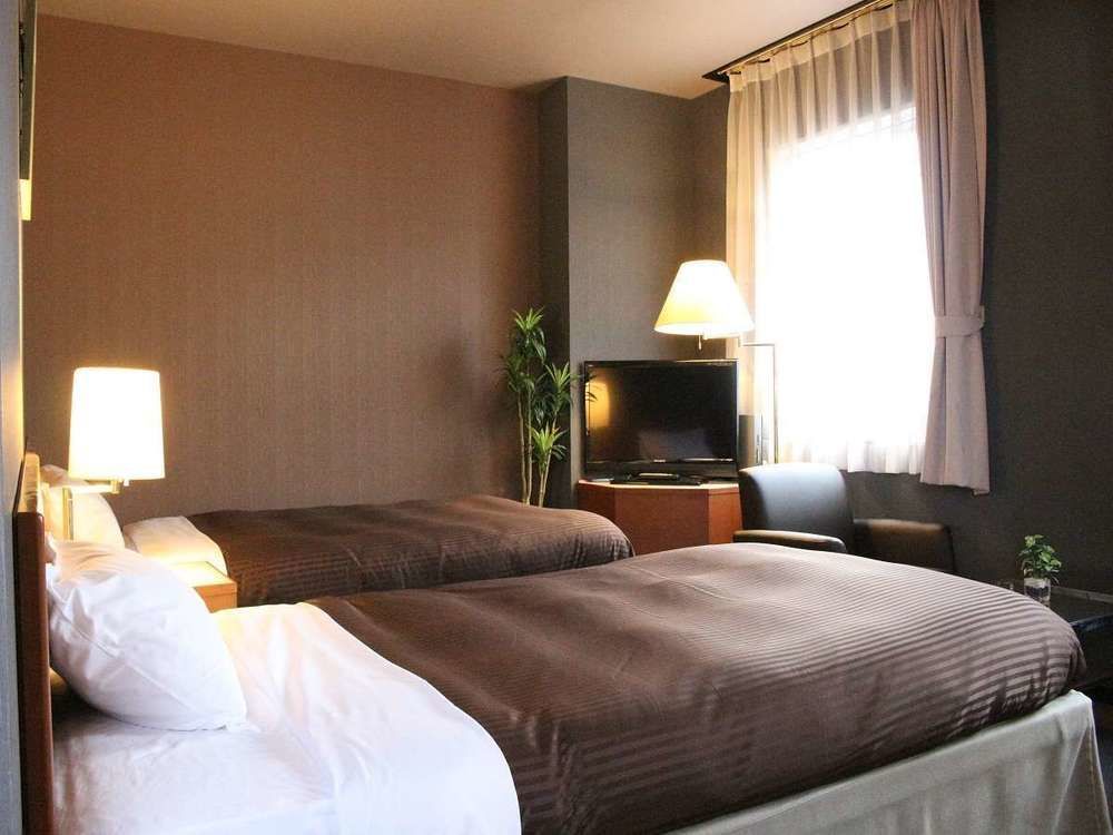 Hotel Livemax Budget Hiratsuka Ekimae Exterior foto